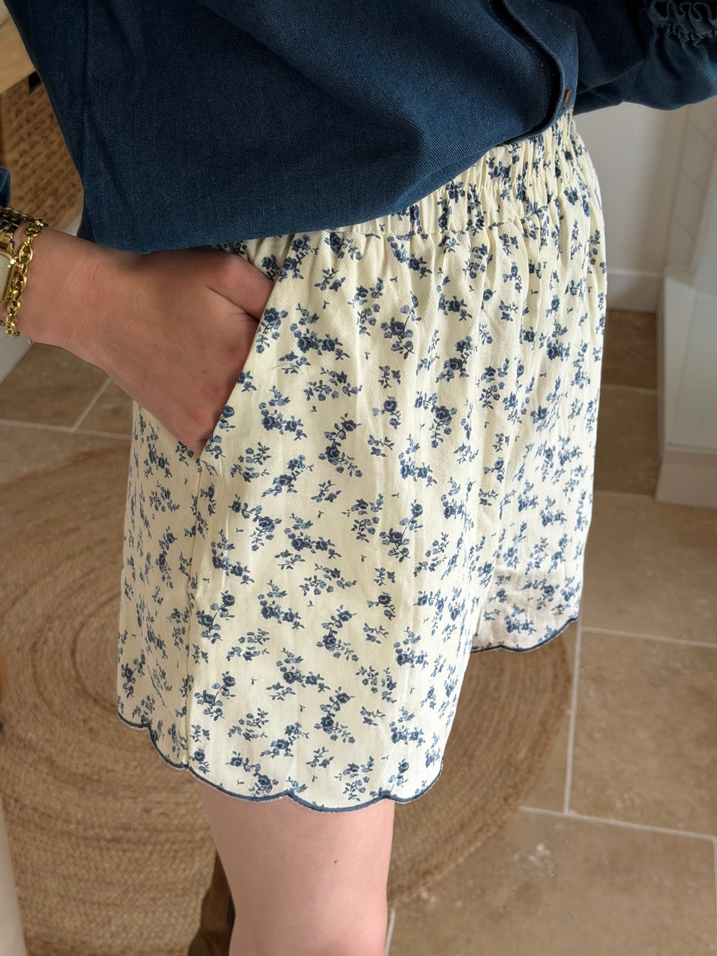 Short imprimé taille élastiquée – Finition festonnée et coupe confortable