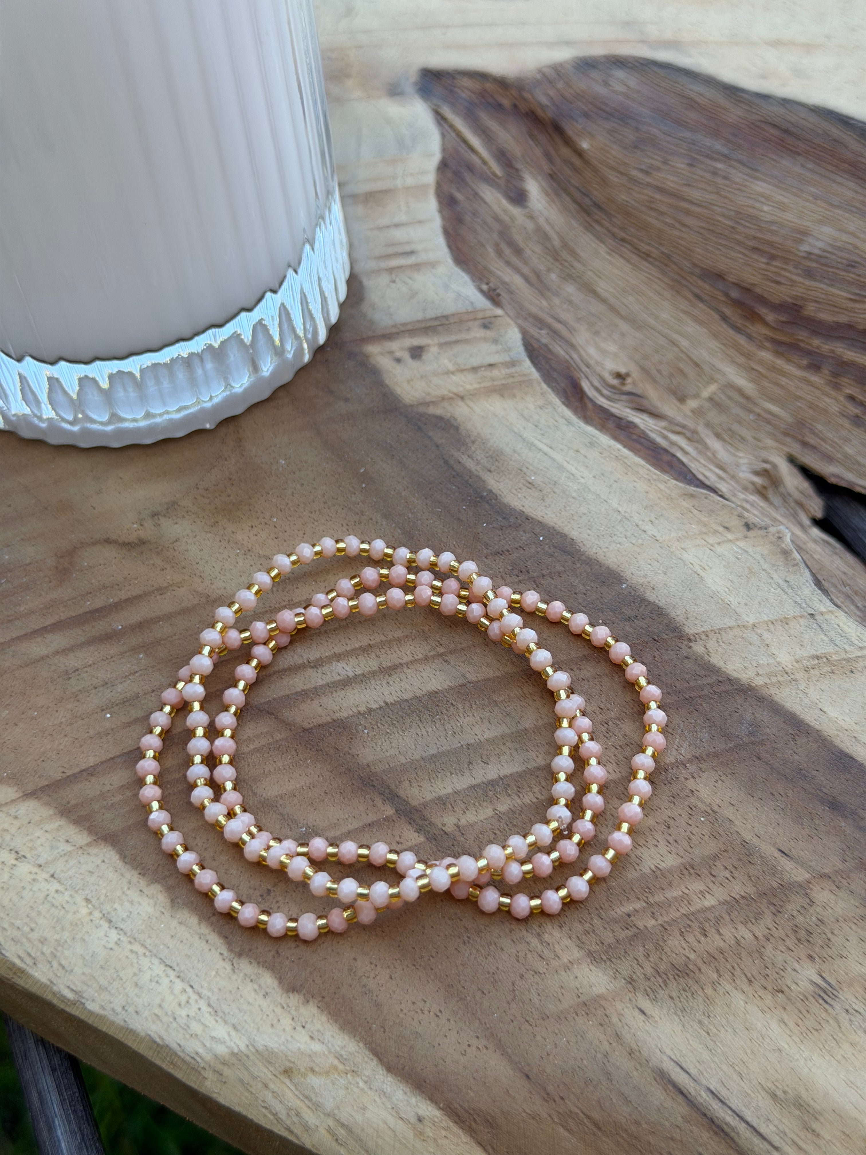 Bracelets élastique en perles de verre – Tons dorés & nacrés