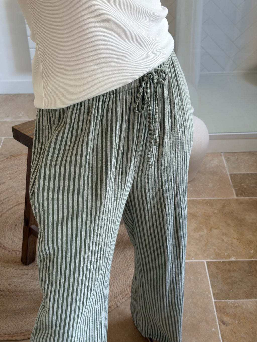 Pantalon rayé en gaze de coton - Kaki