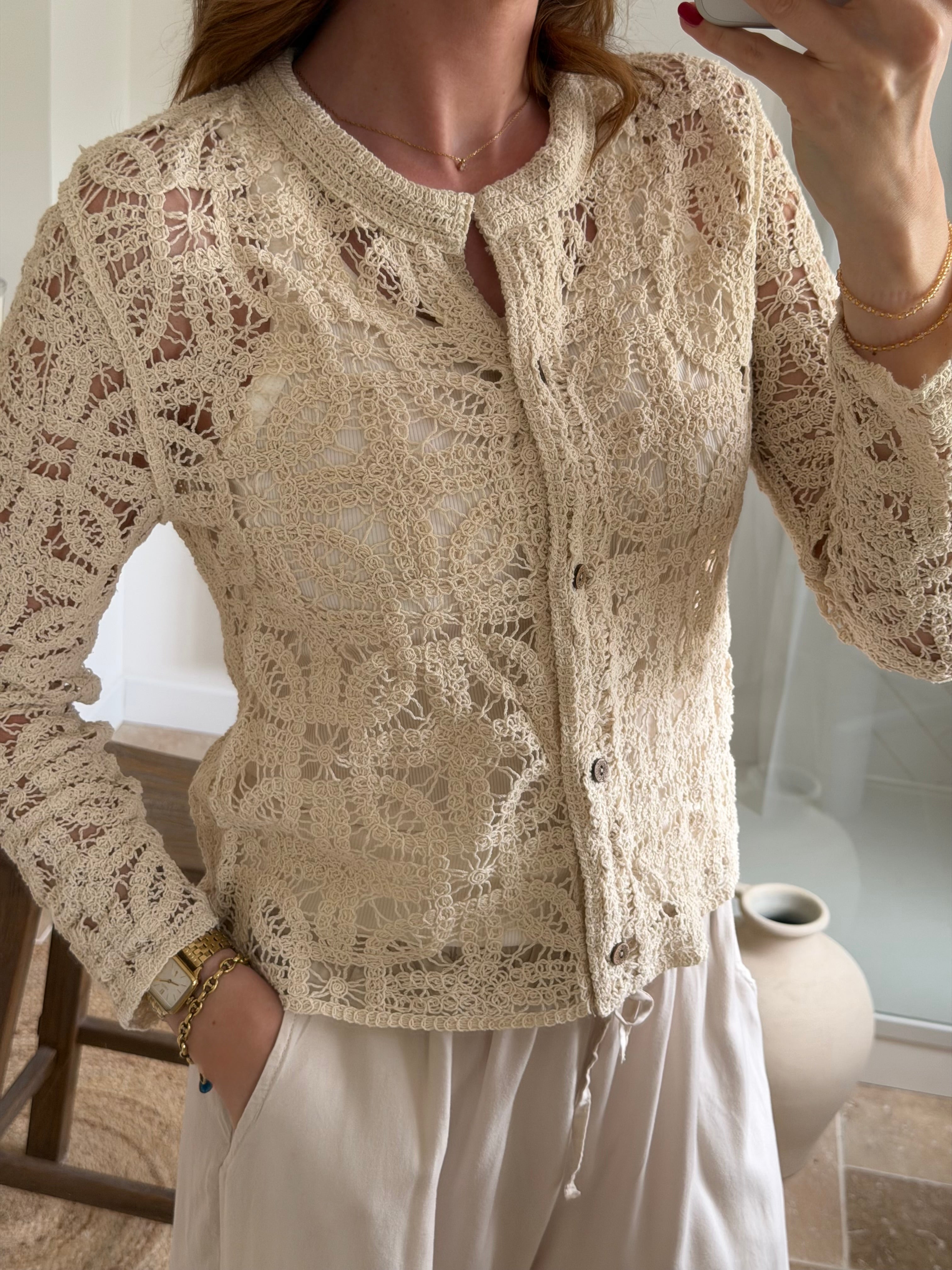 Cardigan court en dentelle crochet